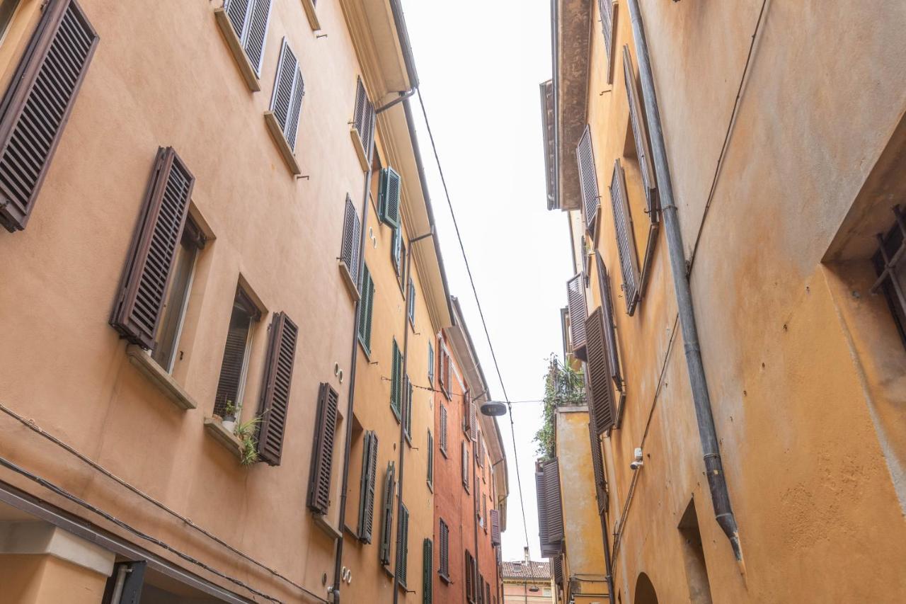 Ubaldini House, Bologna By Short Holidays Екстер'єр фото